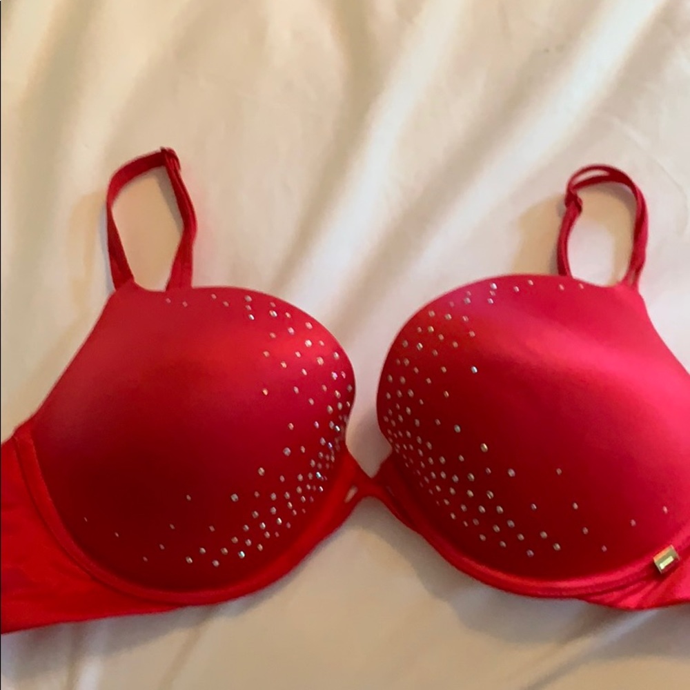 Victoria’s Secret bra